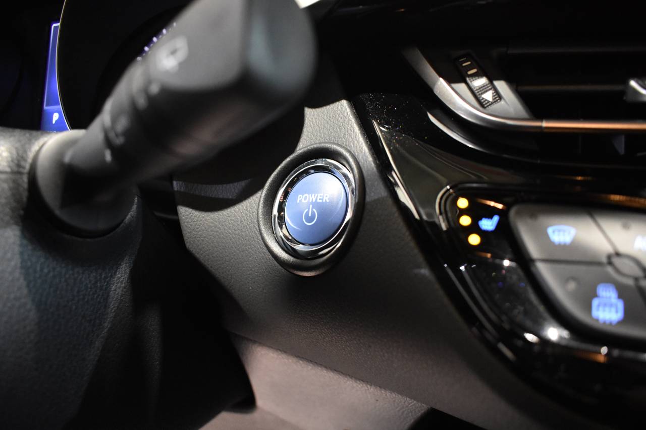 TOYOTA C-HR en Minoautos