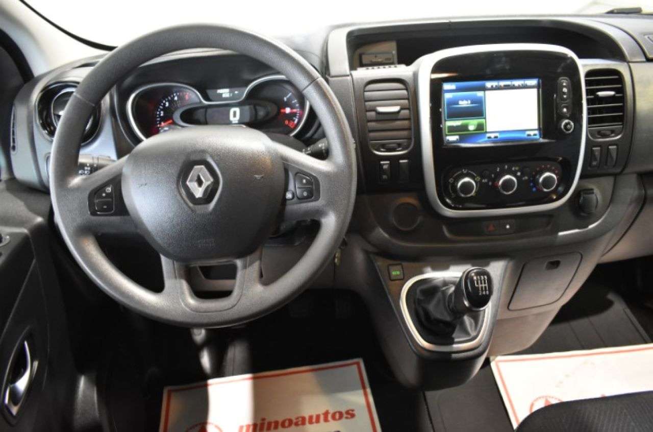 RENAULT TRAFIC en Minoautos