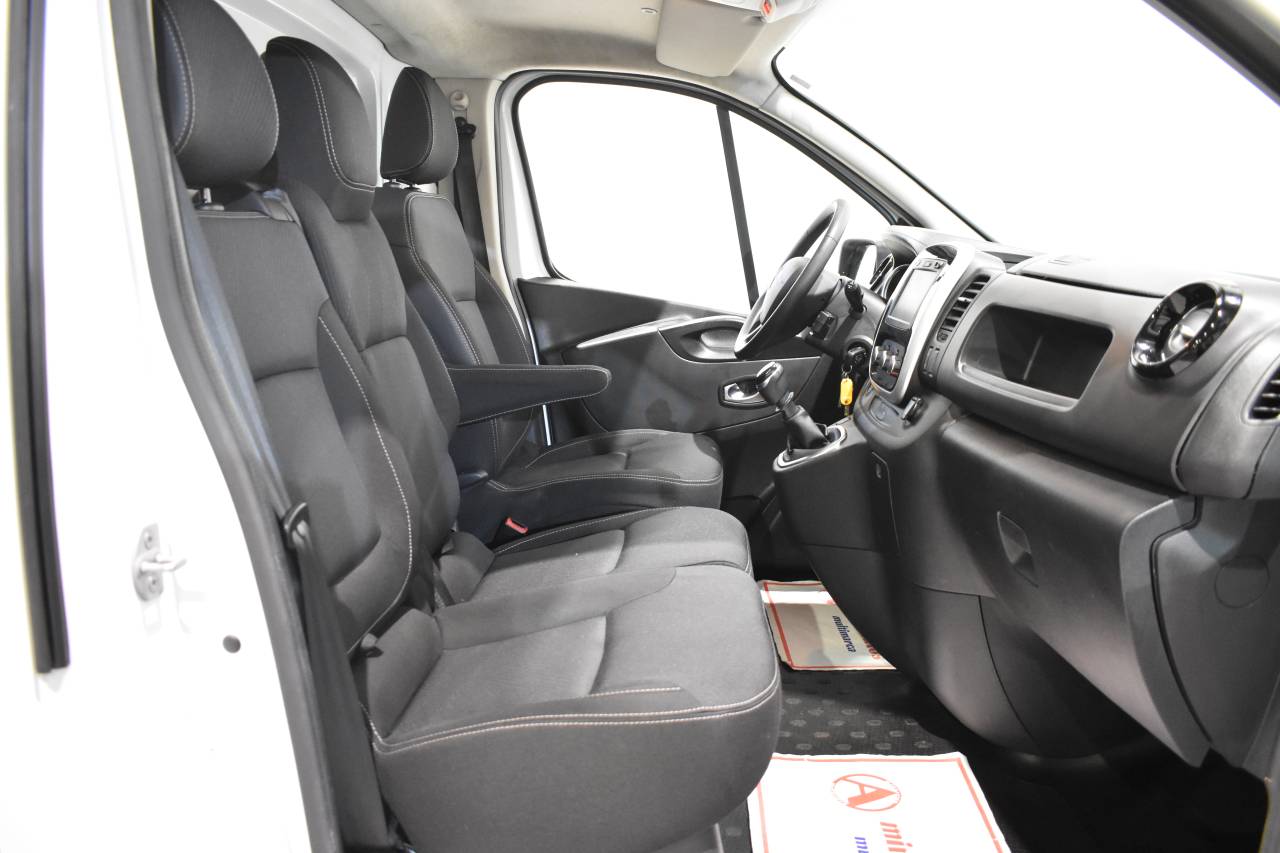 RENAULT TRAFIC en Minoautos