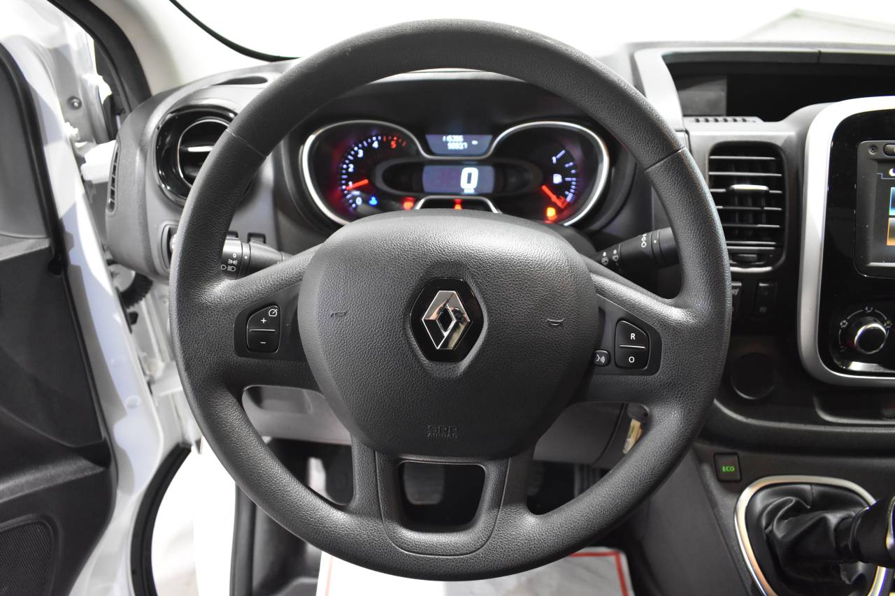 RENAULT TRAFIC en Minoautos