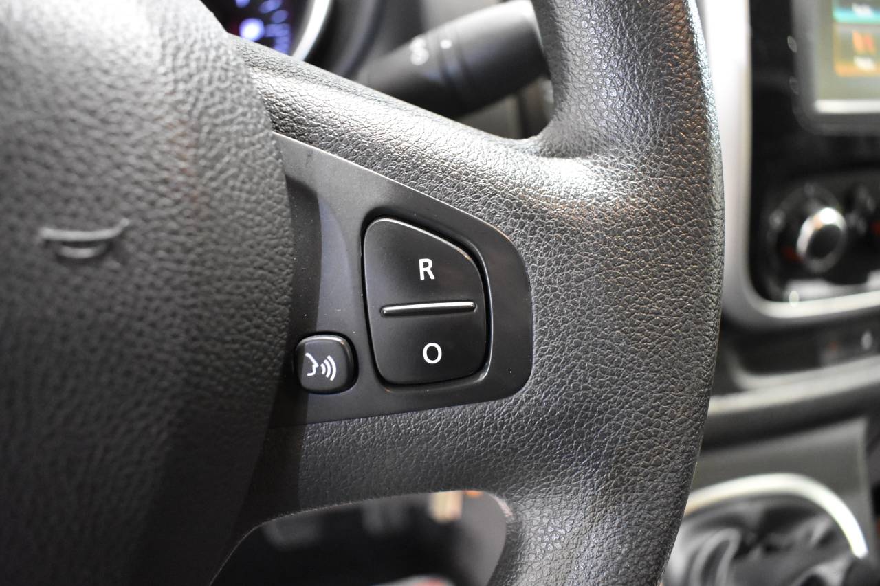 RENAULT TRAFIC en Minoautos