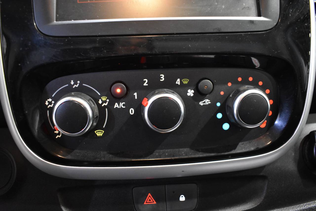 RENAULT TRAFIC en Minoautos