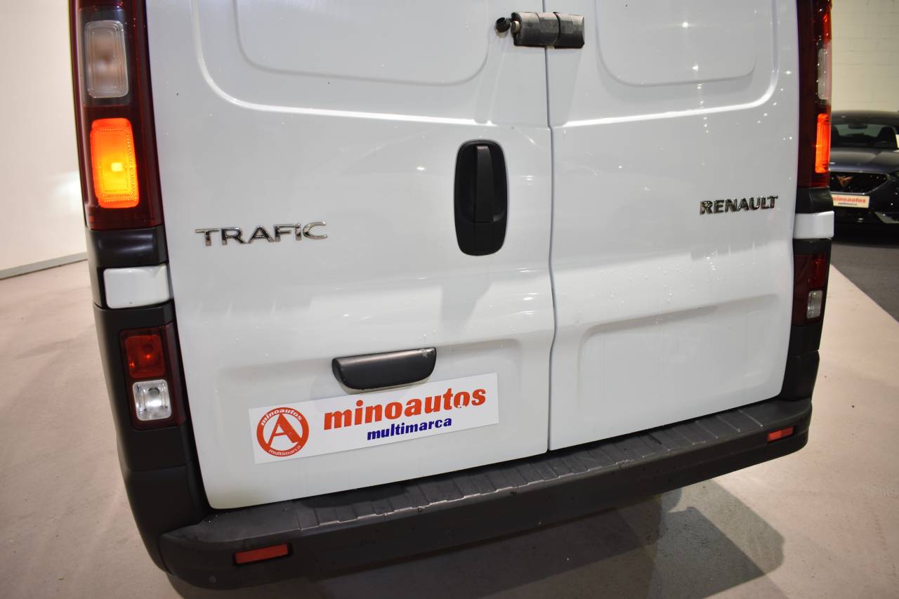 RENAULT TRAFIC en Minoautos