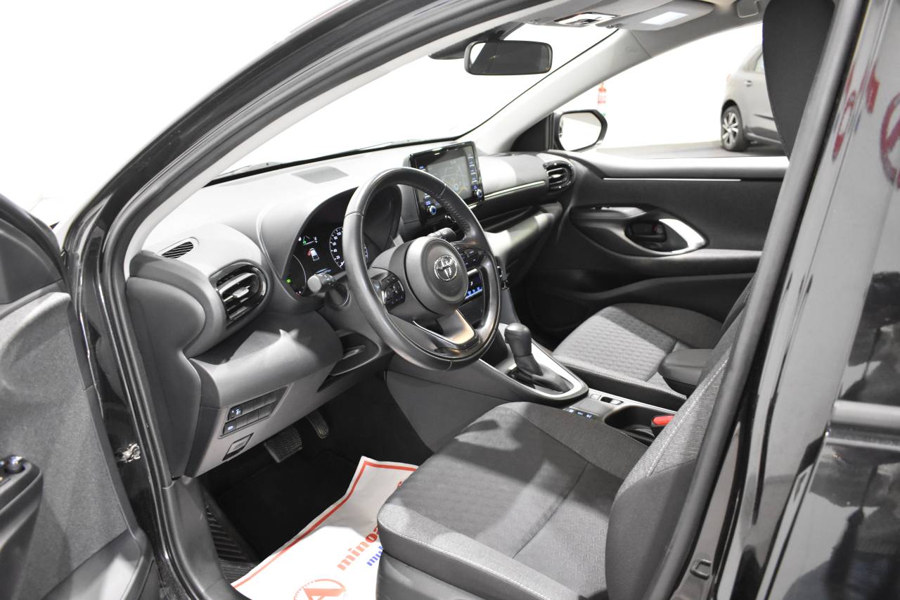 TOYOTA YARIS en Minoautos