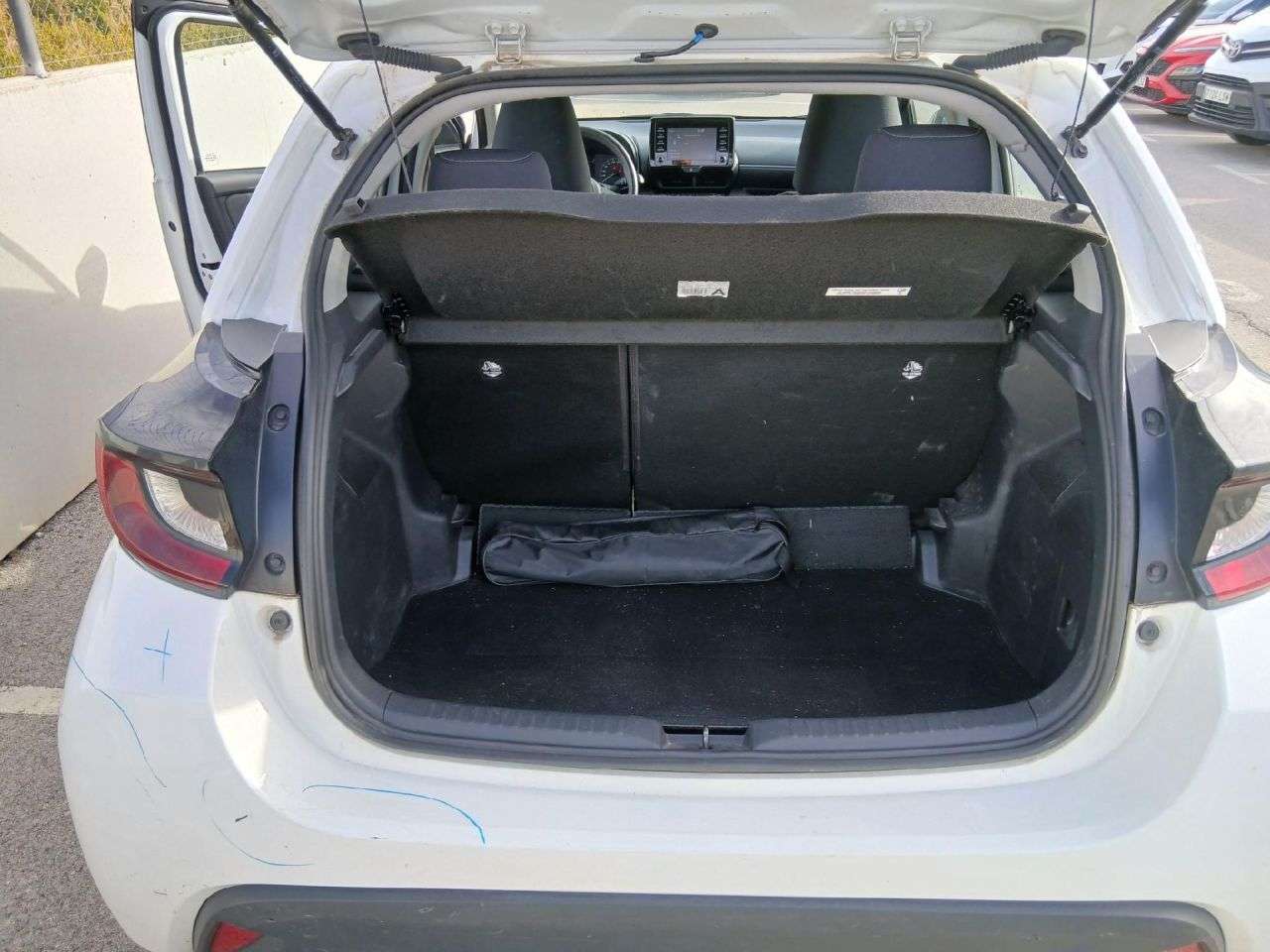 TOYOTA YARIS en Minoautos