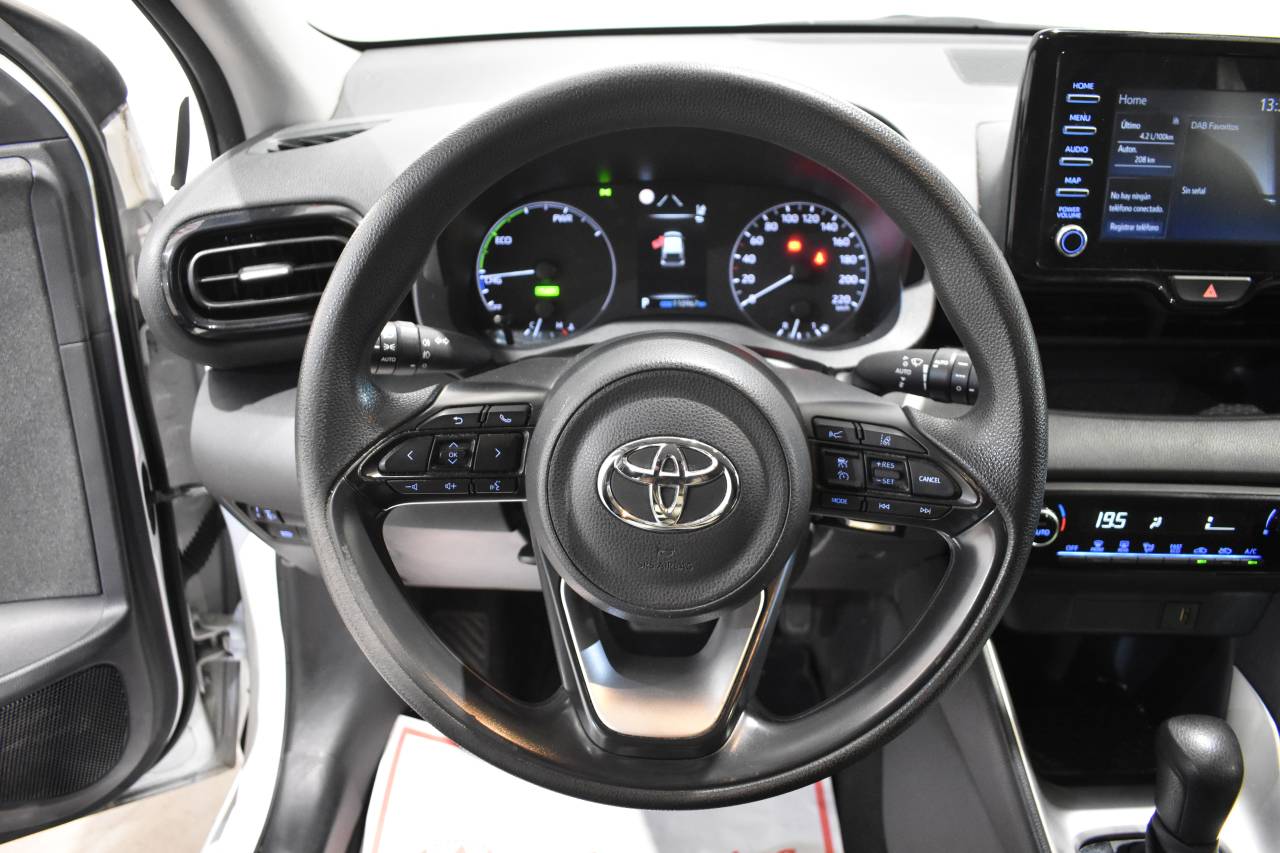 TOYOTA YARIS en Minoautos