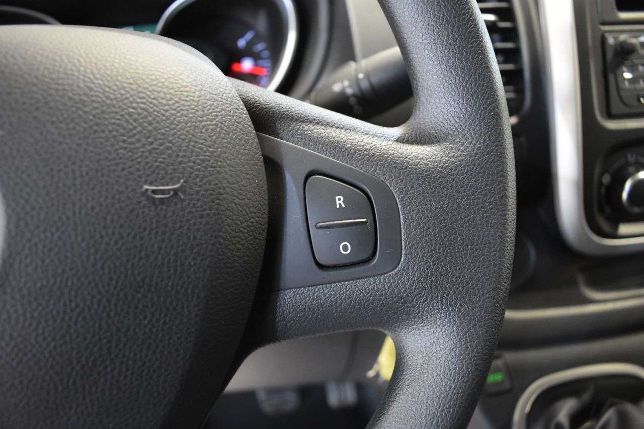 RENAULT TRAFIC en Minoautos