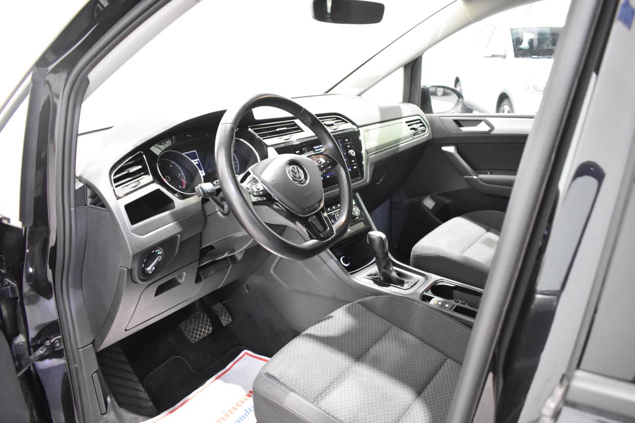 VW TOURAN en Minoautos