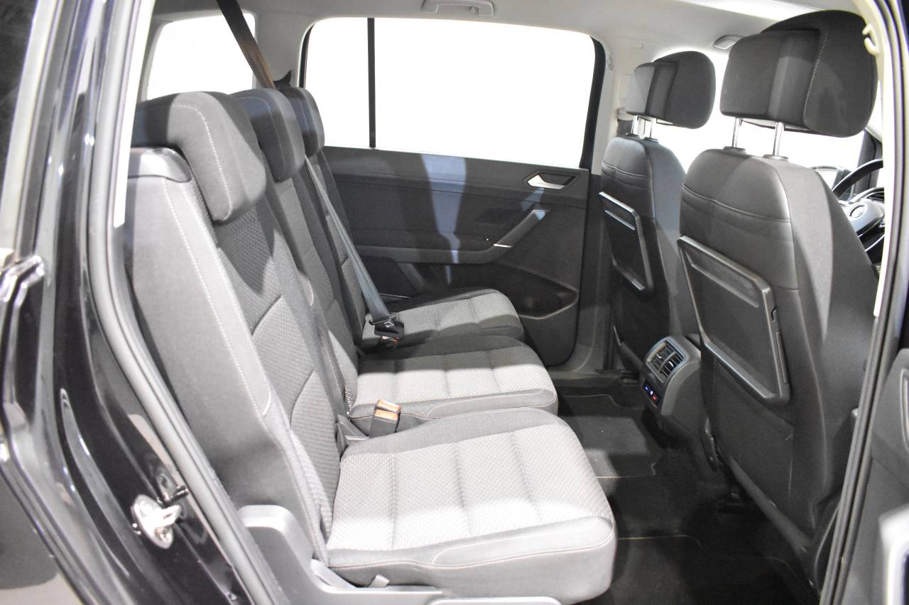 VW TOURAN en Minoautos