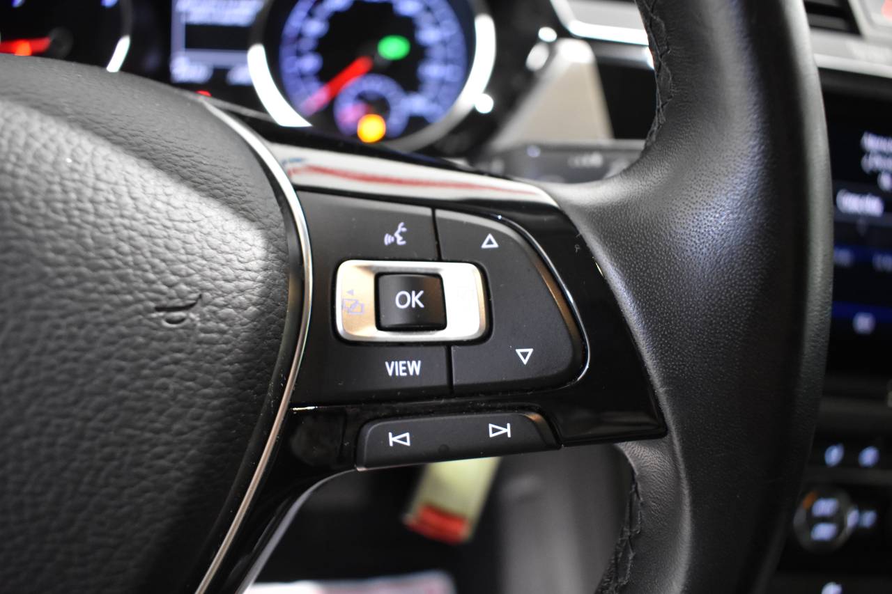 VW TOURAN en Minoautos