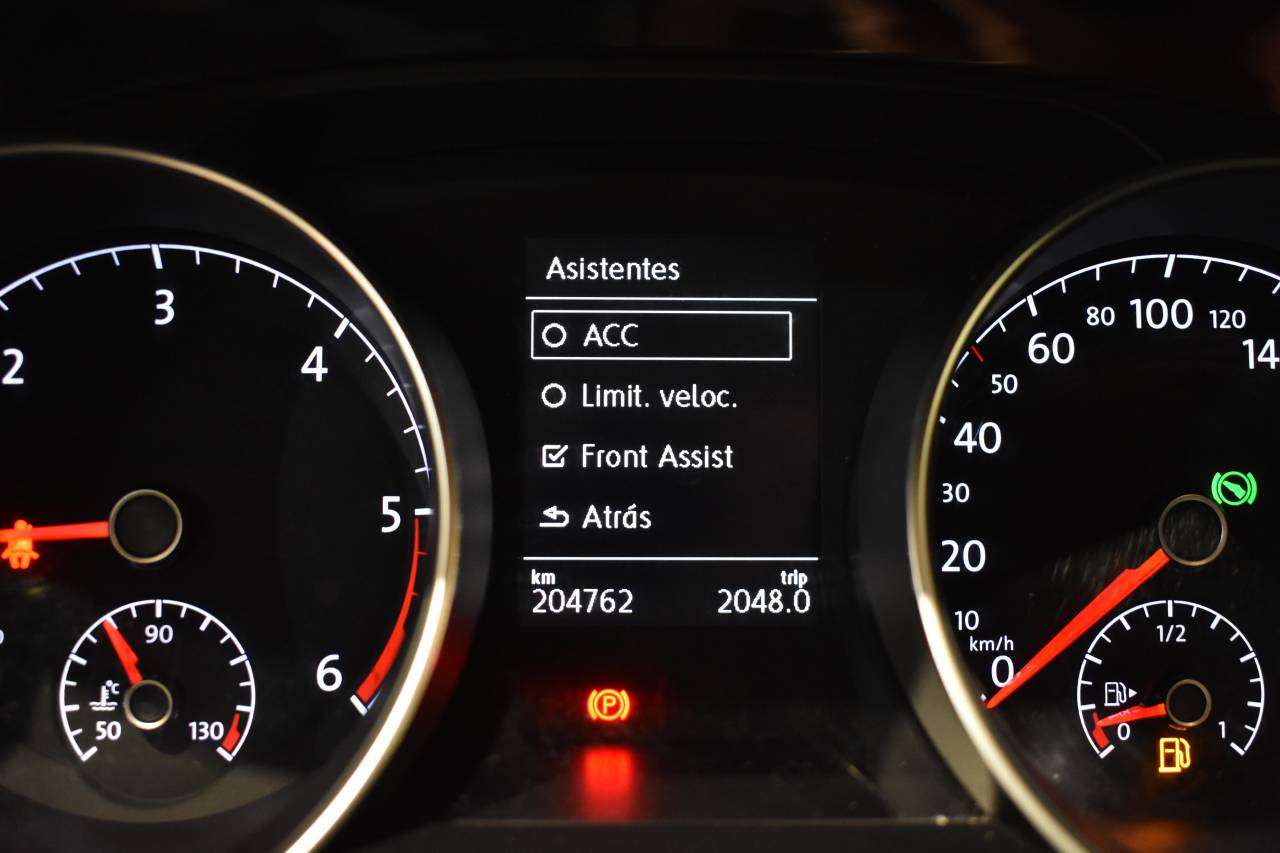 VW TOURAN en Minoautos