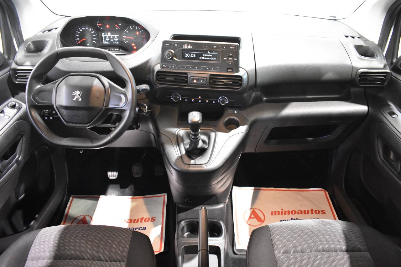 PEUGEOT RIFTER en Minoautos