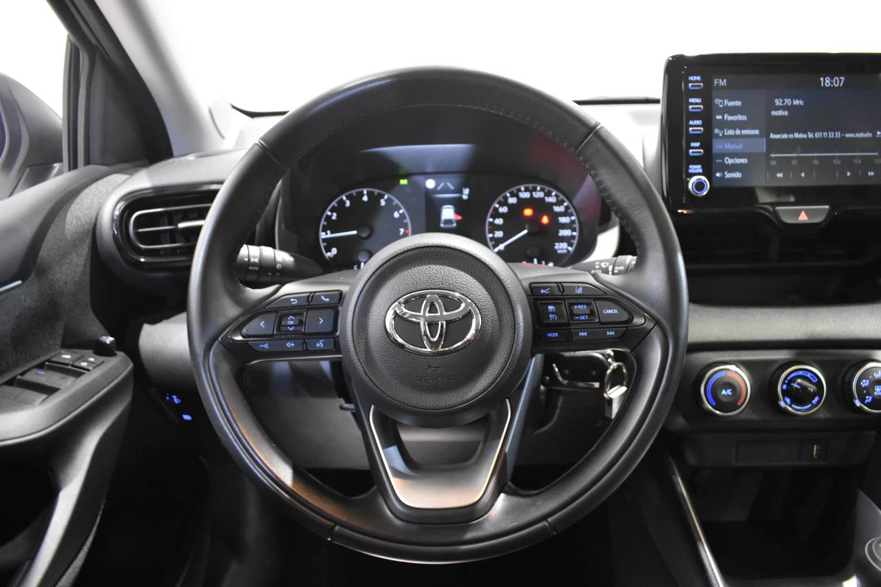 TOYOTA YARIS en Minoautos