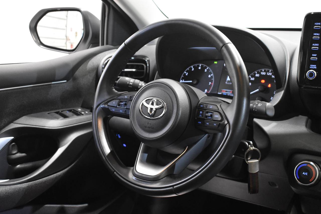 TOYOTA YARIS en Minoautos