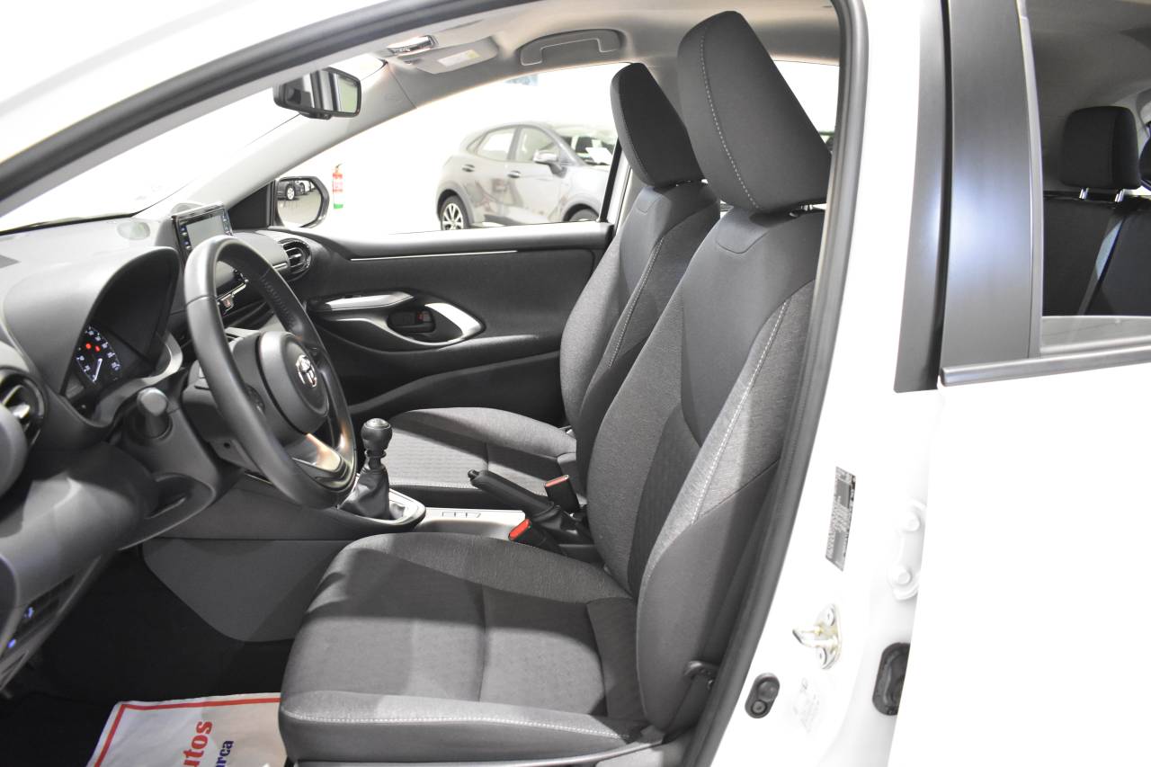 TOYOTA YARIS en Minoautos