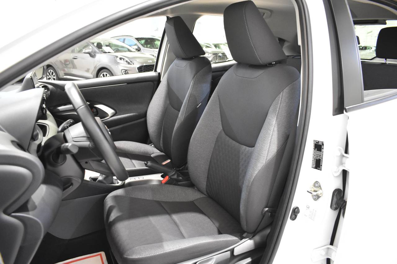 TOYOTA YARIS en Minoautos