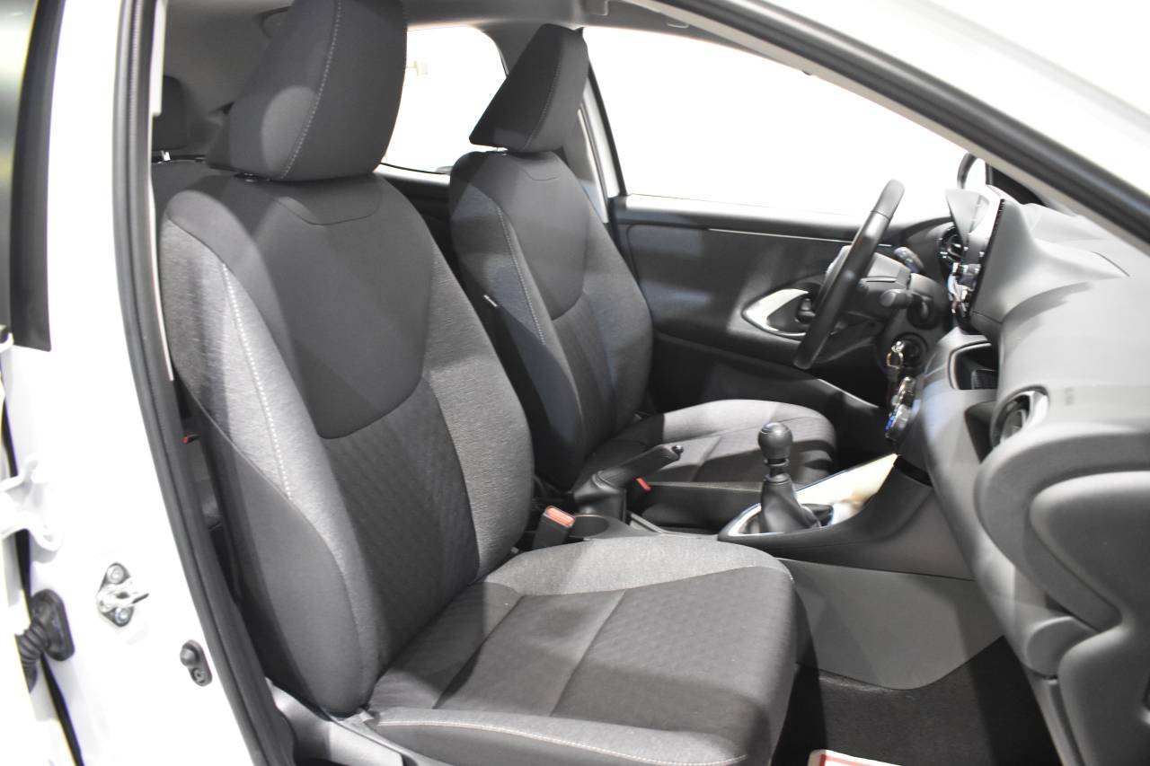 TOYOTA YARIS en Minoautos