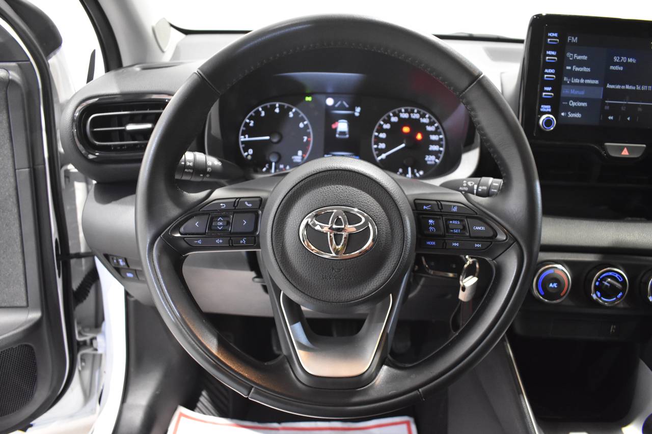 TOYOTA YARIS en Minoautos