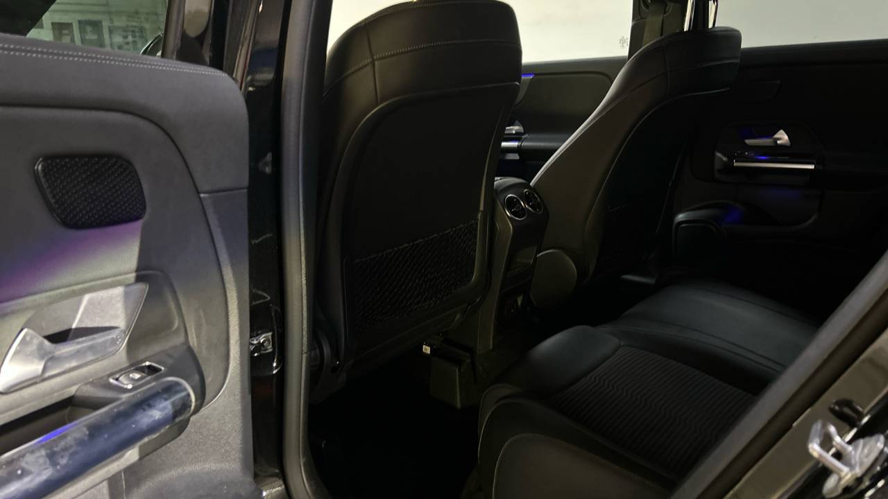 MERCEDES-BENZ CLASE GLA