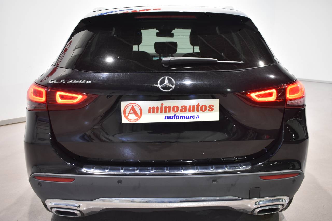 MERCEDES-BENZ GLA en Minoautos