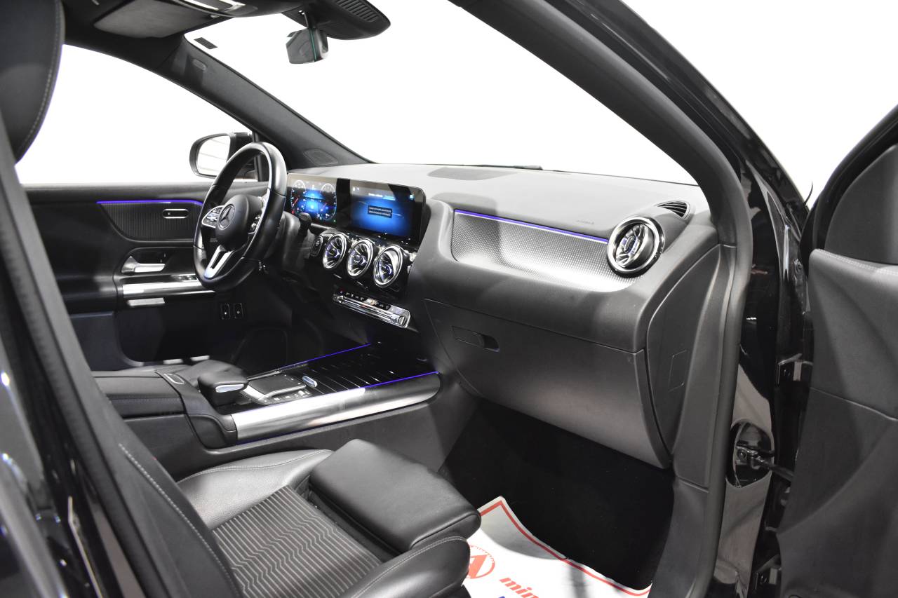 MERCEDES-BENZ CLASE GLA en Minoautos