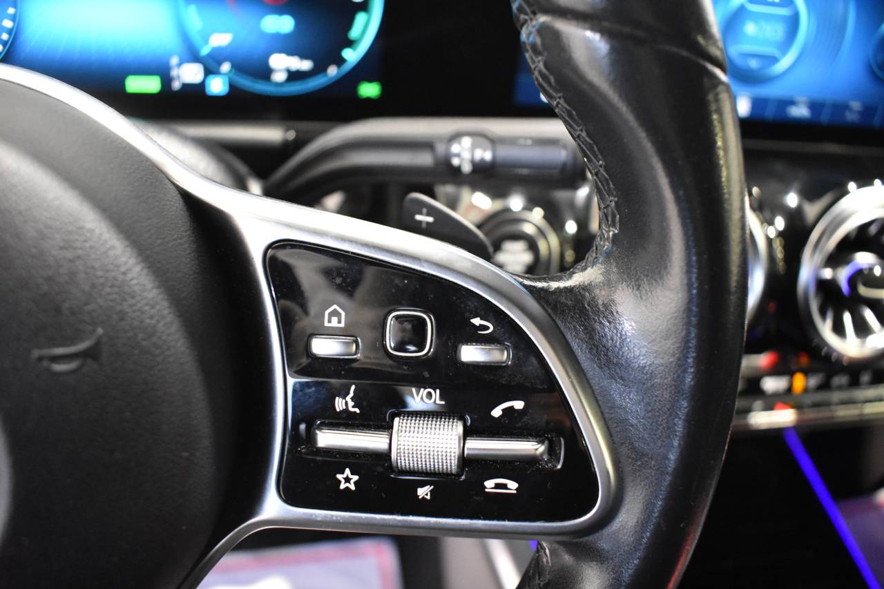 MERCEDES-BENZ CLASE GLA en Minoautos