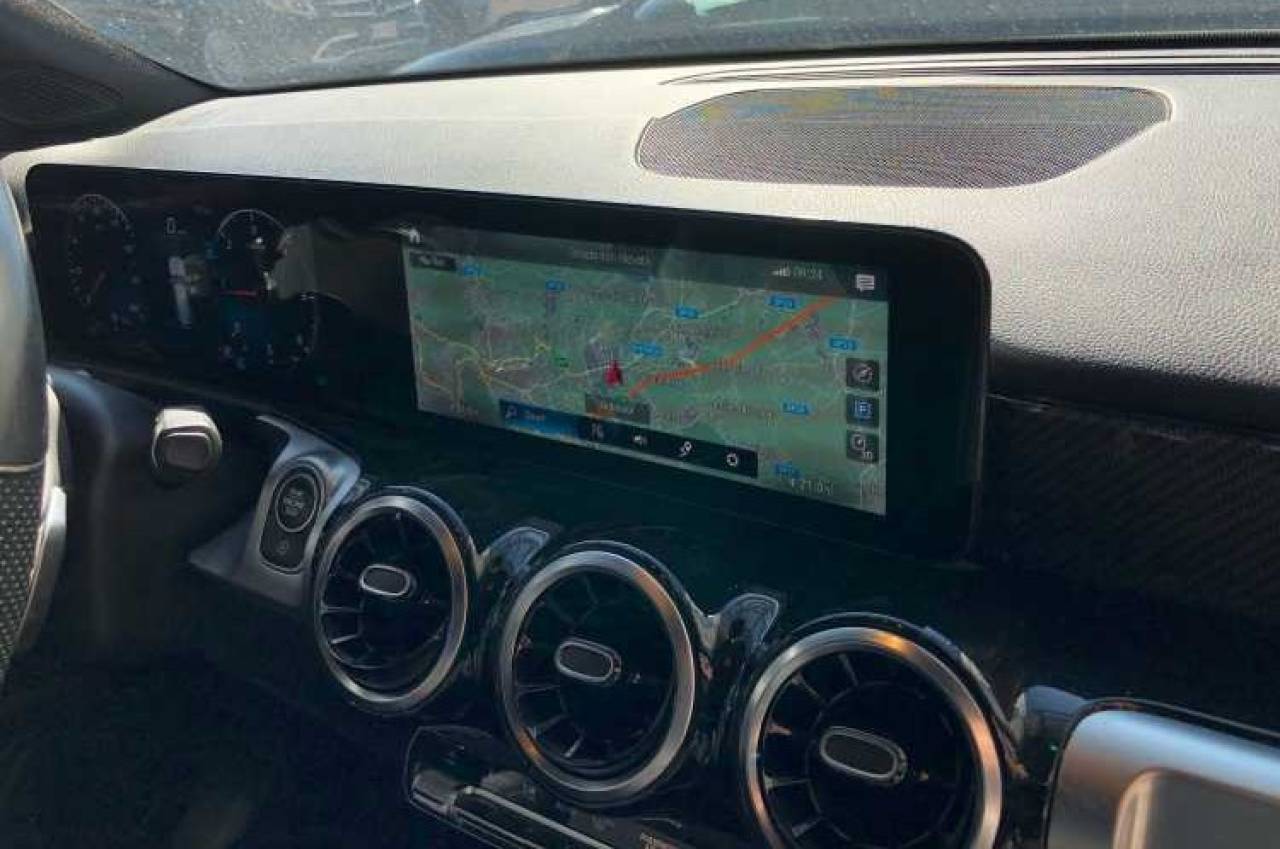 MERCEDES-BENZ GLB en Minoautos