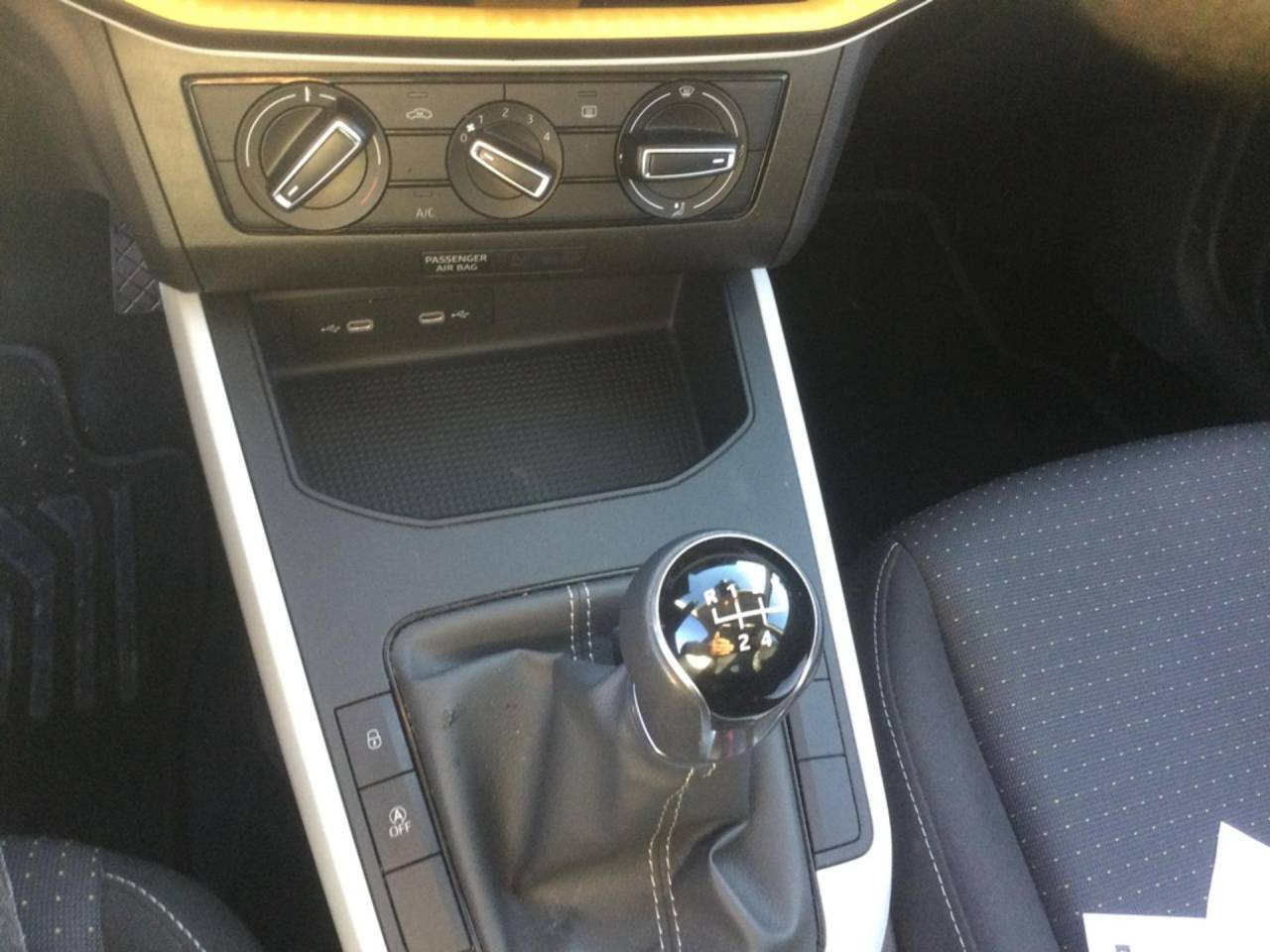 SEAT ARONA en Minoautos