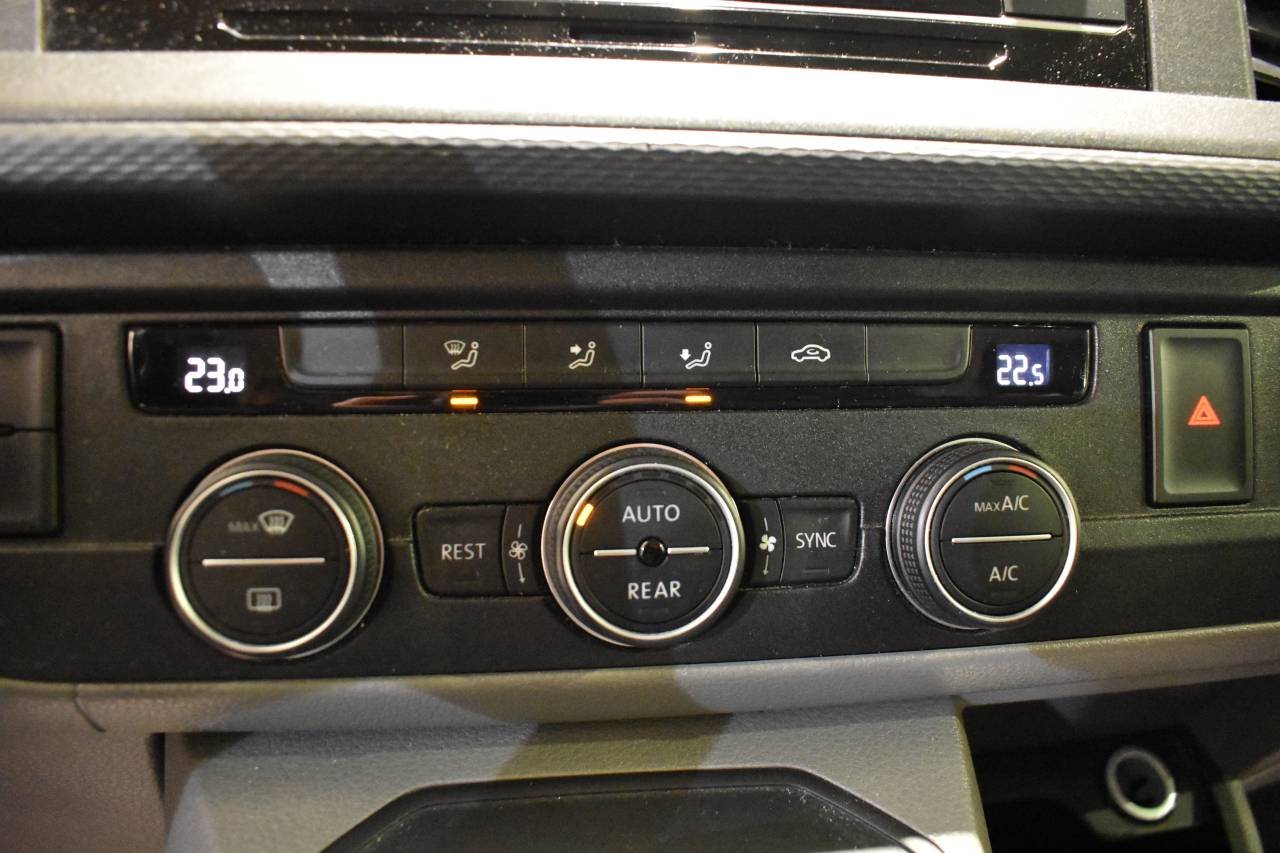 VW CARAVELLE en Minoautos