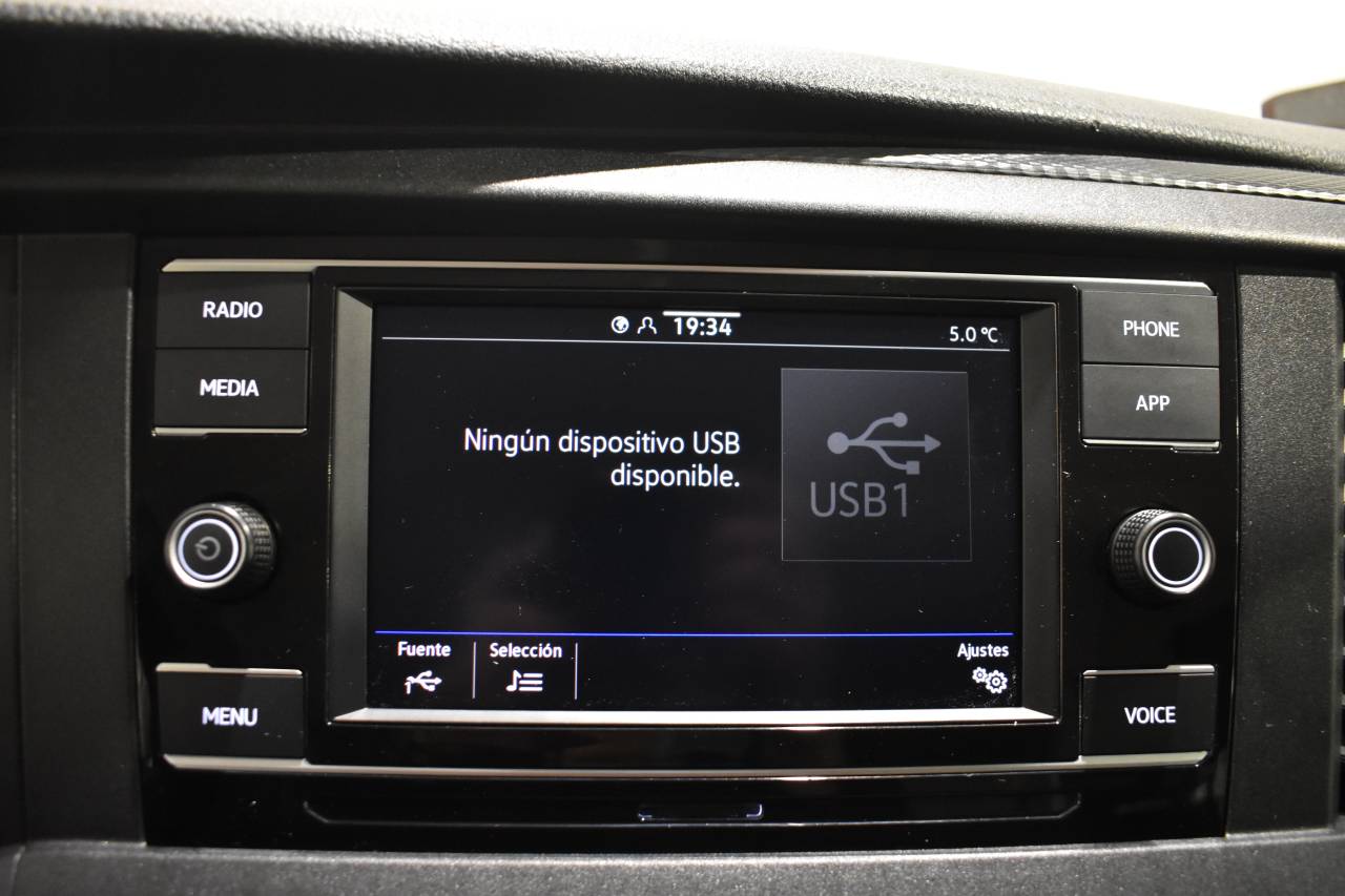 VW CARAVELLE en Minoautos