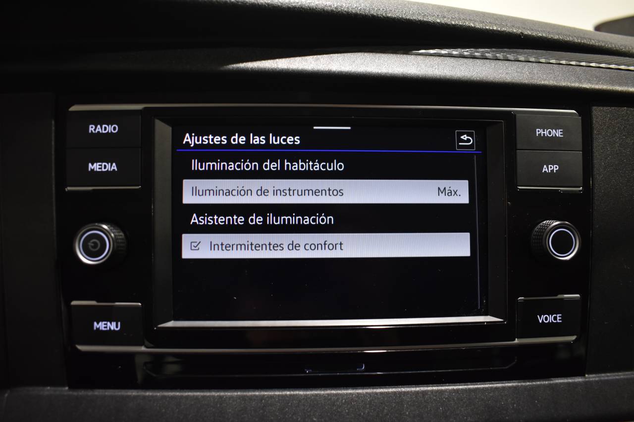 VW CARAVELLE en Minoautos