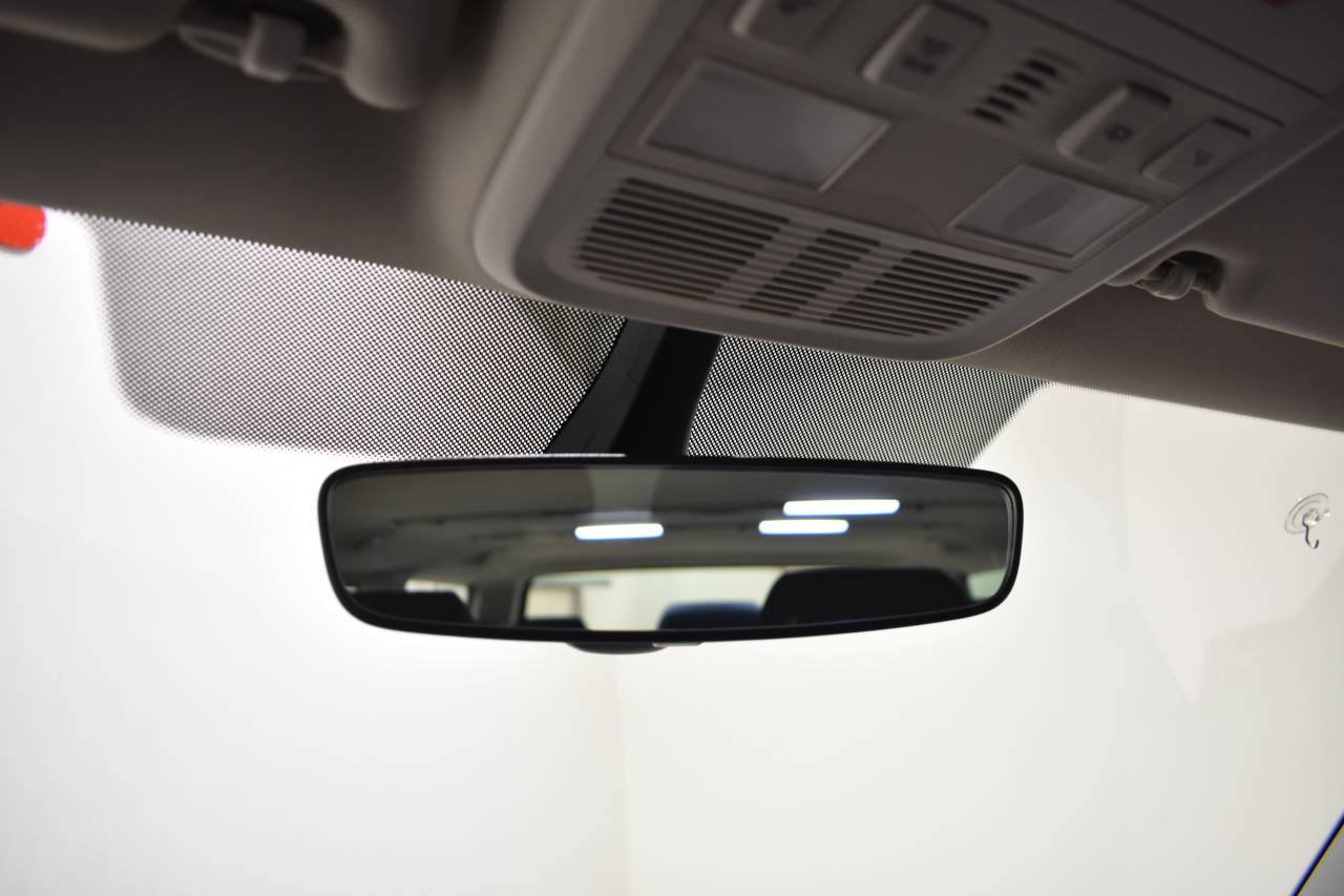 VW CARAVELLE en Minoautos