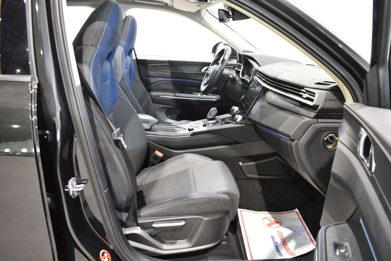 LYNK & CO 01 en Minoautos