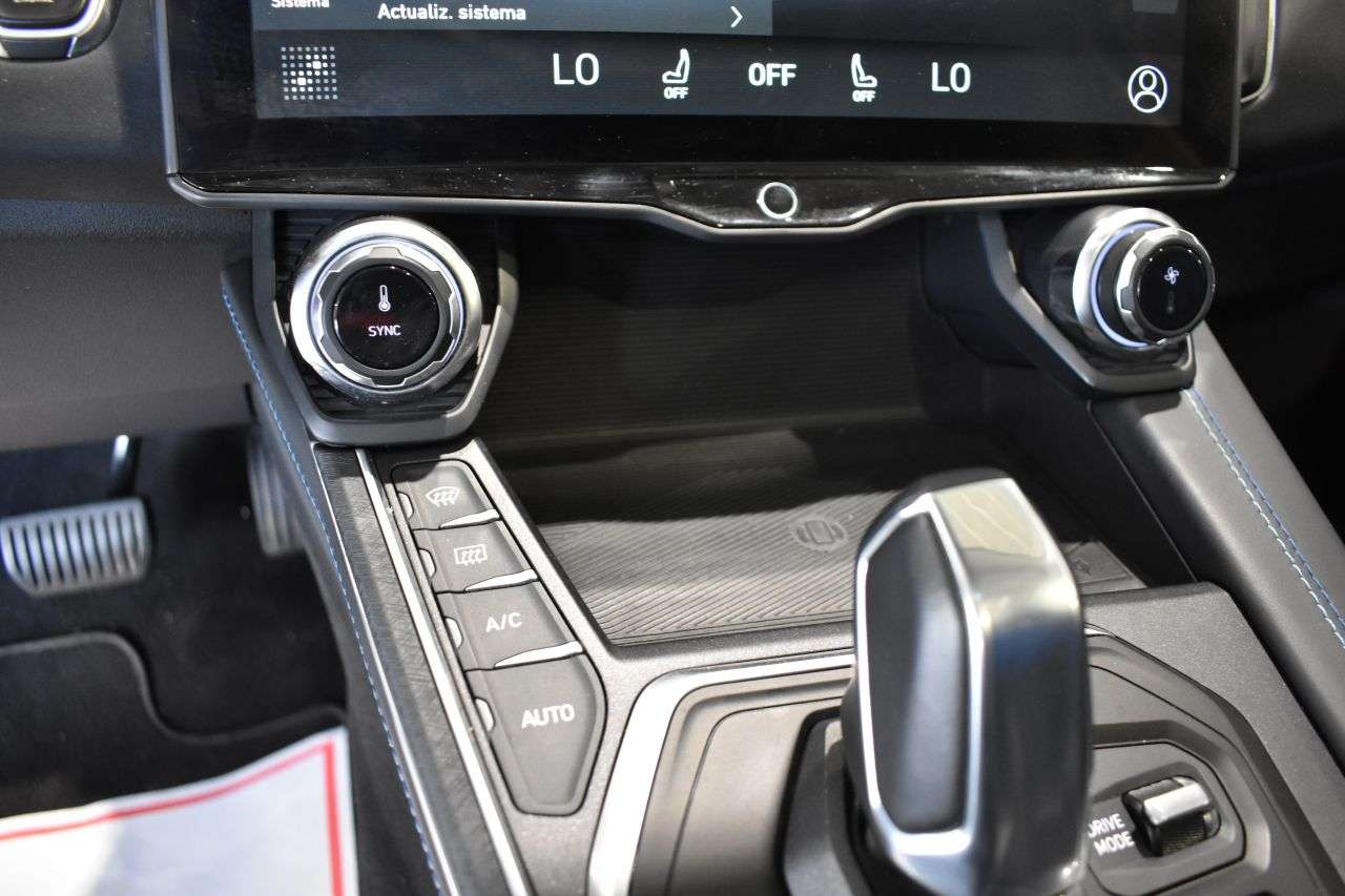 LYNK & CO 01 en Minoautos
