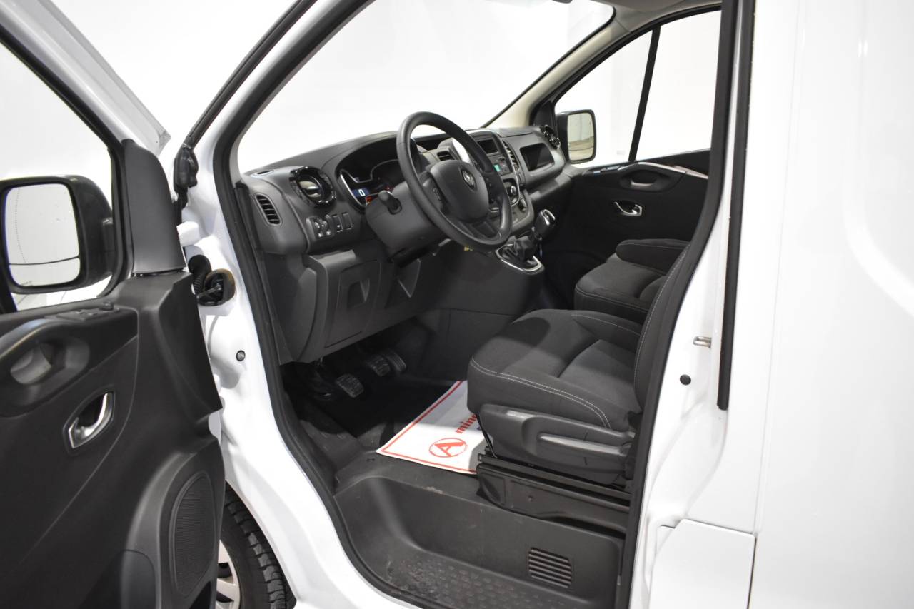 RENAULT TRAFIC en Minoautos