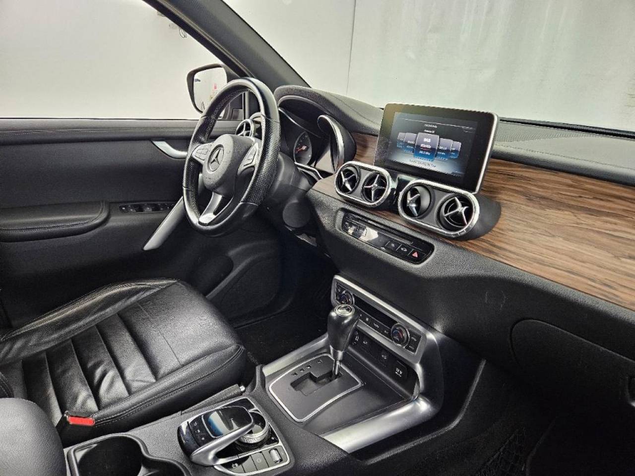 MERCEDES-BENZ CLASE X en Minoautos