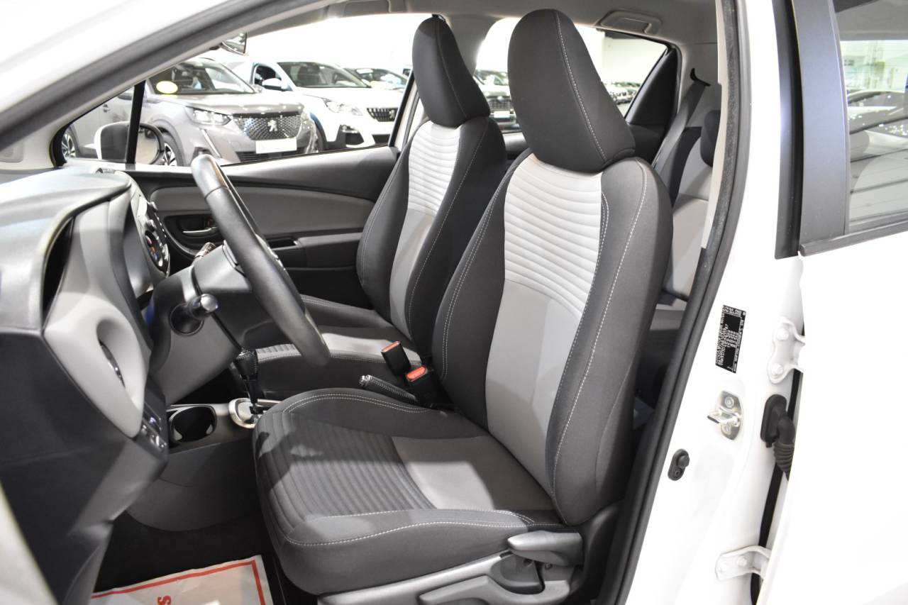 TOYOTA YARIS en Minoautos