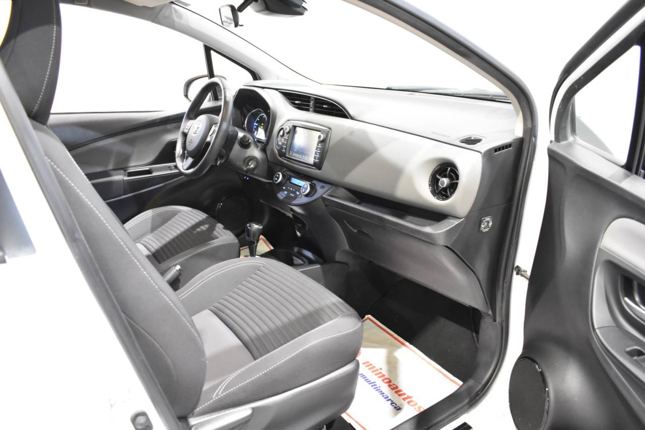 TOYOTA YARIS en Minoautos