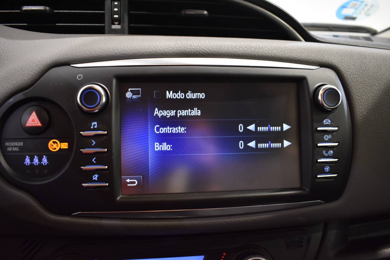 TOYOTA YARIS en Minoautos