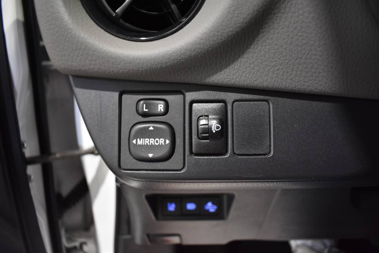 TOYOTA YARIS en Minoautos