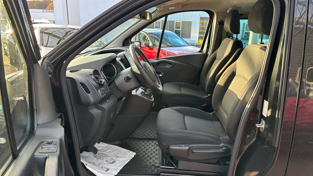 OPEL VIVARO en Minoautos