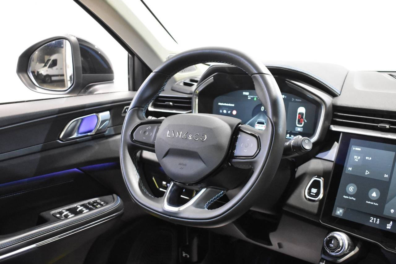 LYNK & CO 01 en Minoautos