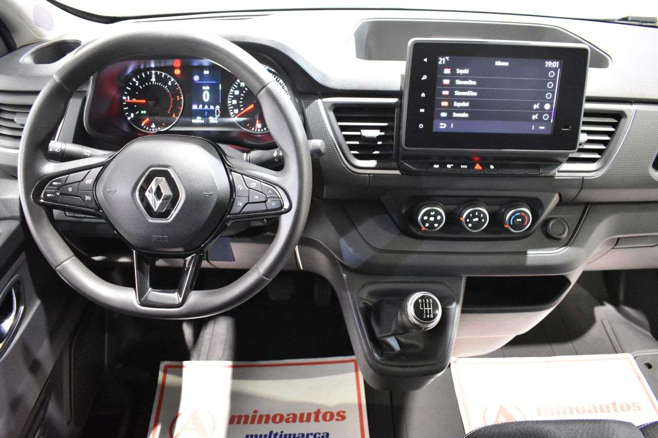 RENAULT TRAFIC en Minoautos