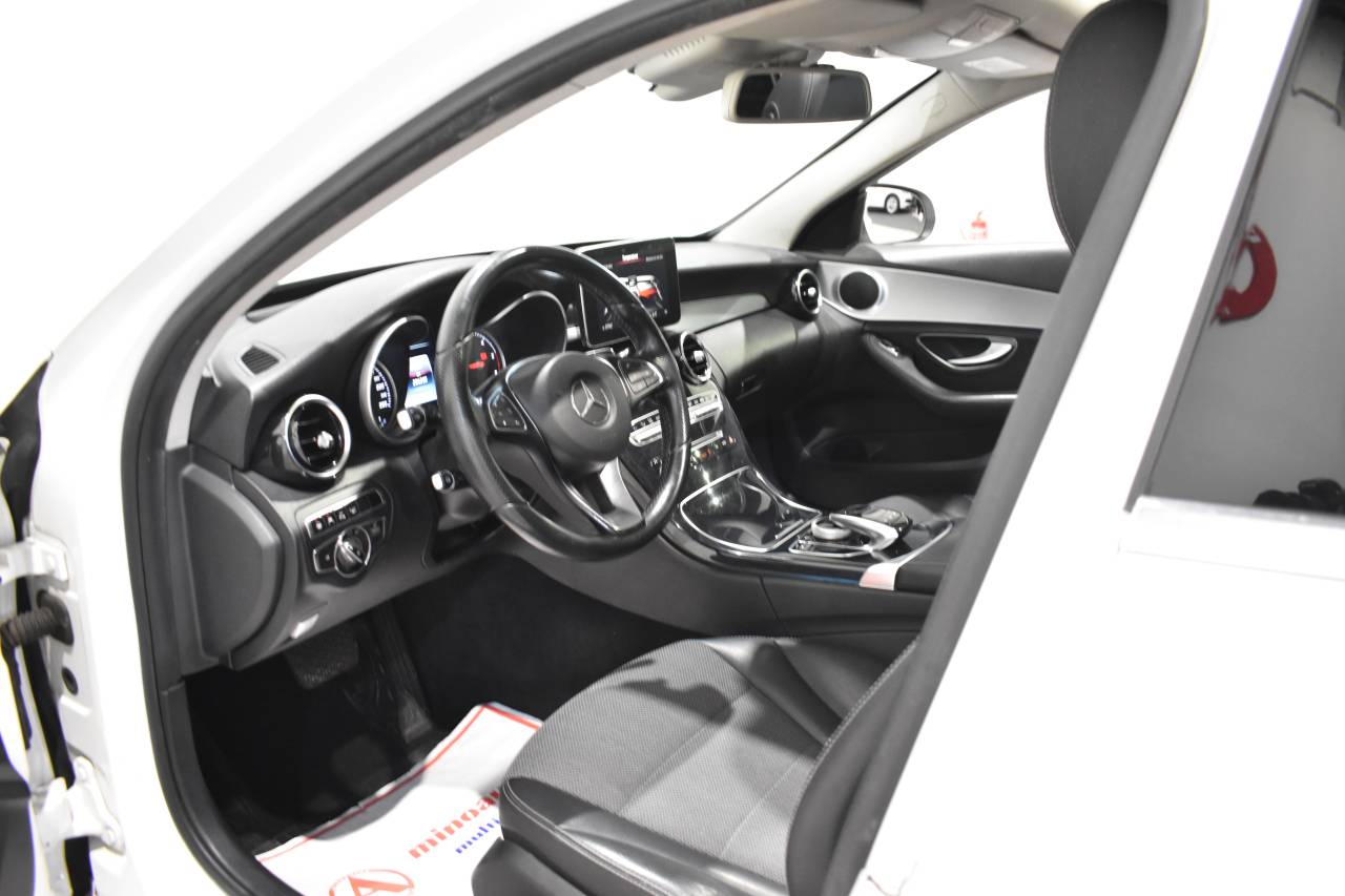 MERCEDES-BENZ CLASE C ESTATE en Minoautos