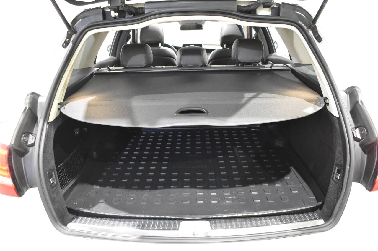 MERCEDES-BENZ CLASE C ESTATE en Minoautos