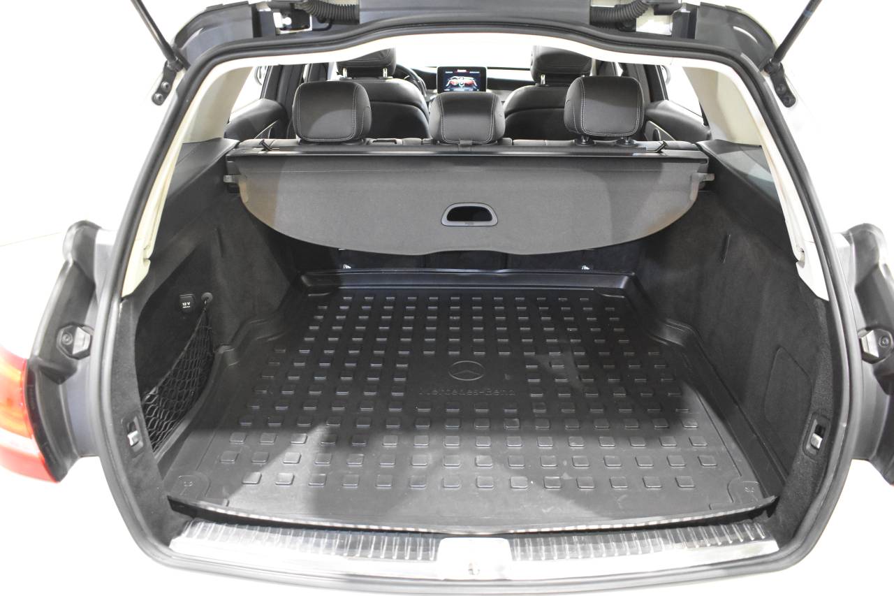 MERCEDES-BENZ CLASE C ESTATE en Minoautos