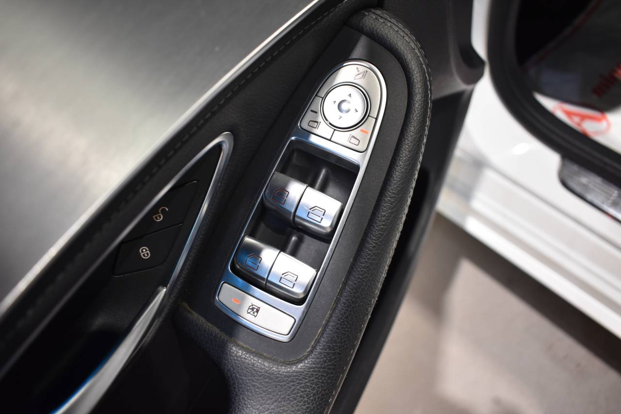 MERCEDES-BENZ CLASE C ESTATE en Minoautos