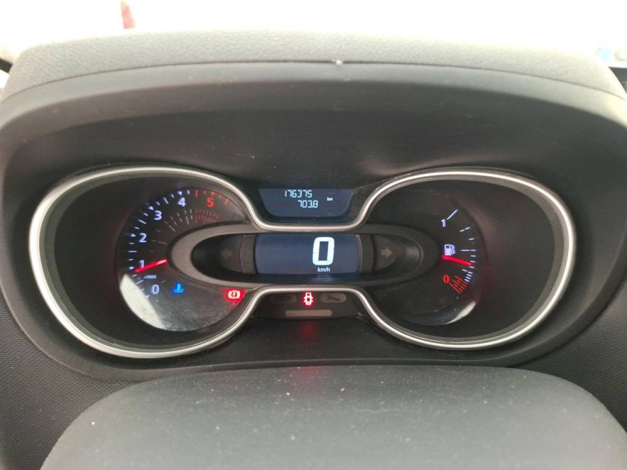 RENAULT TRAFIC en Minoautos