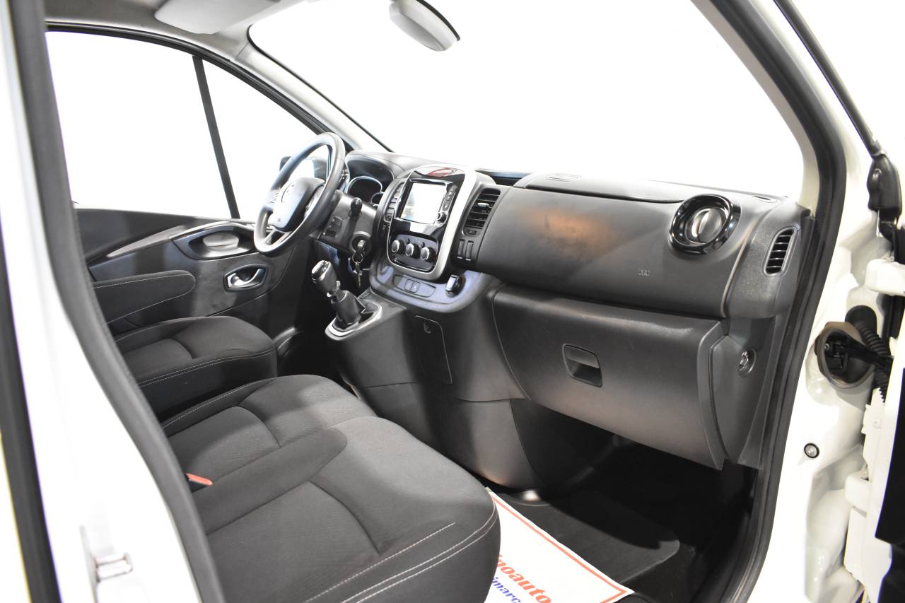 RENAULT TRAFIC en Minoautos