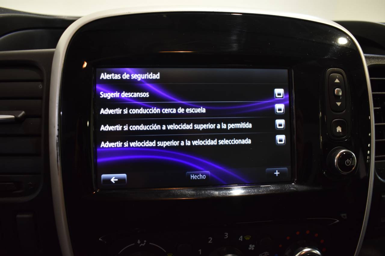 RENAULT TRAFIC en Minoautos